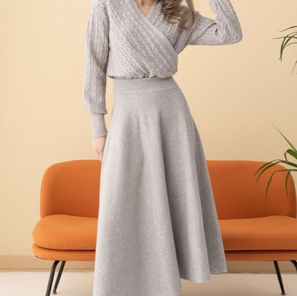 Wrap Front Gray Sweater Size S/M - Picture 5 of 5